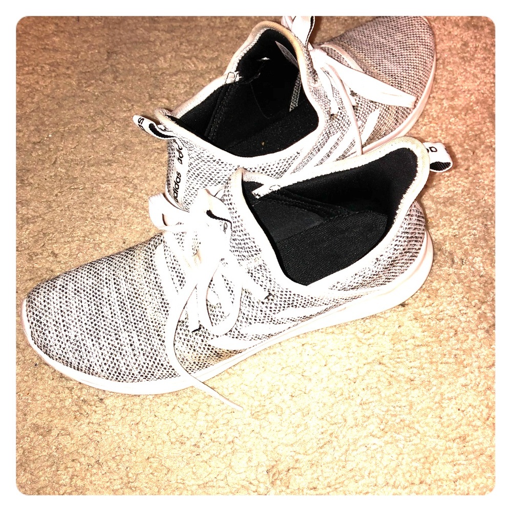 Adidas Cloud foam pure used sneakers size 8